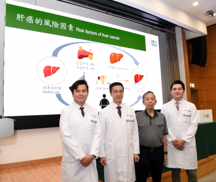 A HKUMed territory-wide study revealed that optimal control of diabetes significantly reduced the risk of colorectal and liver cancer by 28% and 30%, respectively. (From left) Dr Paul Lee Chi-ho, Professor Walter Seto Wai-kay, Mr Chan, who had diabetes and liver cancer, and Dr Michael Cheung Ka-shing
